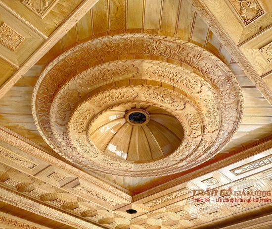 Trần gỗ pơ mu phòng khách